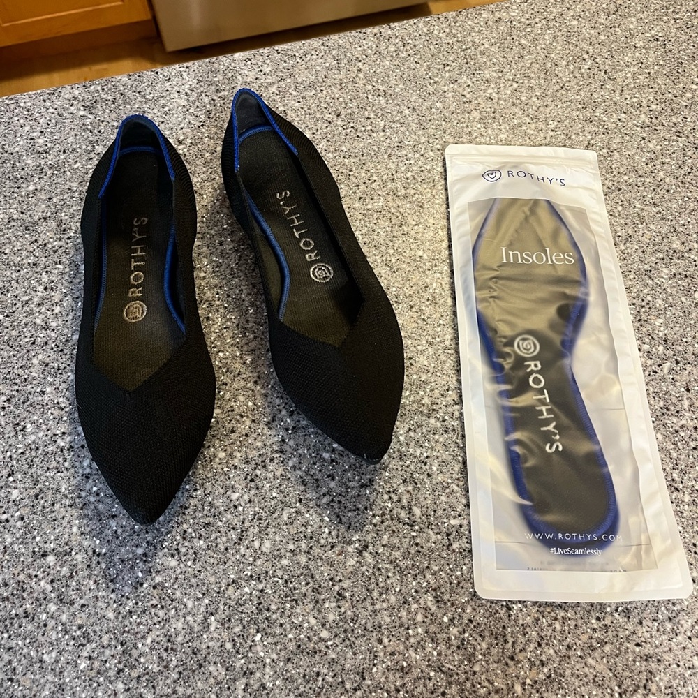 Rothy’s Black Point shoe size 9.5